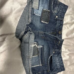 💙3/$10💙Dark Blue Distressed Denim Patch Shorts